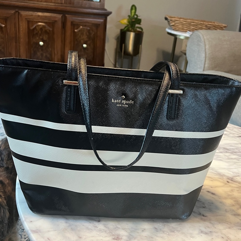 Like New Kate Spade Tote